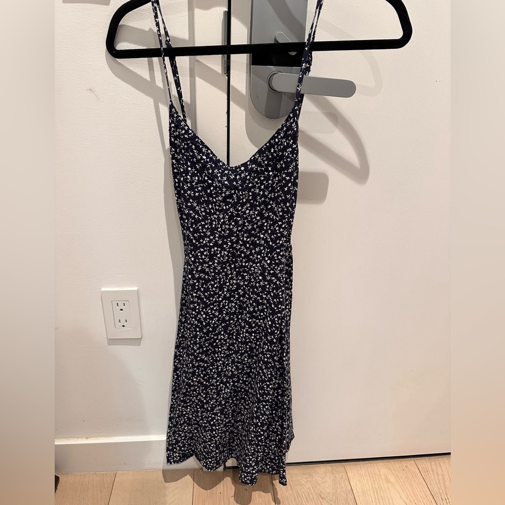 GAP Navy Blue Floral Mini Dress - Picture 2 of 5